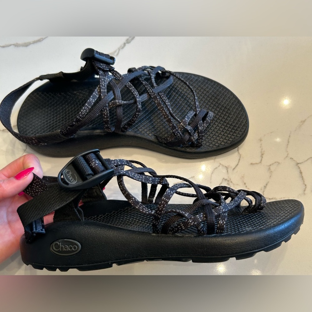 WOMEN'S ZX/2 Chaco sandals size 8